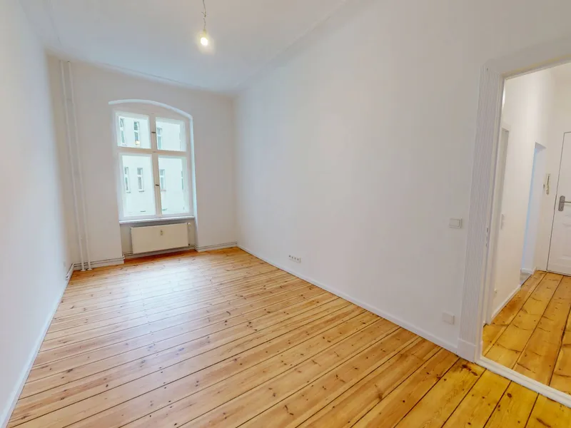 Treten Sie ein und lassen Sie sich überraschen... | Ruhige 2-Zimmer-Mietwohnung mit Tageslichtbad — photo 1